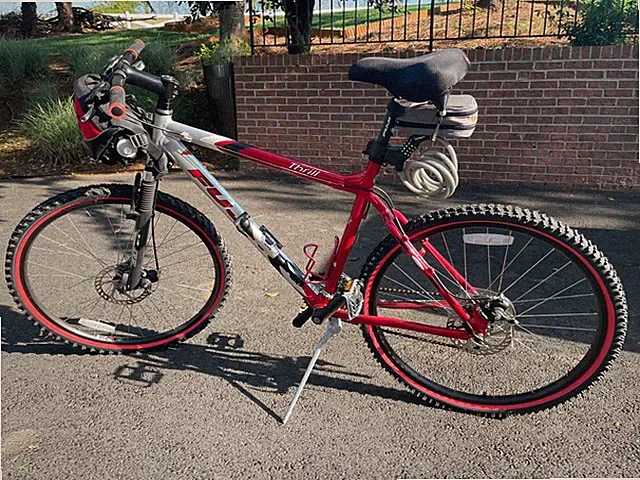 Fuji Thrill 24 speed youth gravel bike