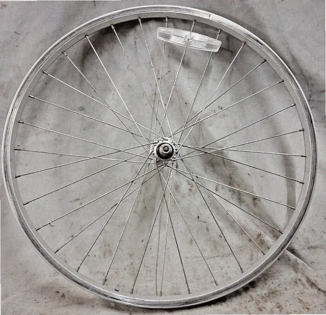 Trek MT220 24" Front Kid's MTB Bike Wheel 100mm Bolt-On AV Recumbent Silver Cafe